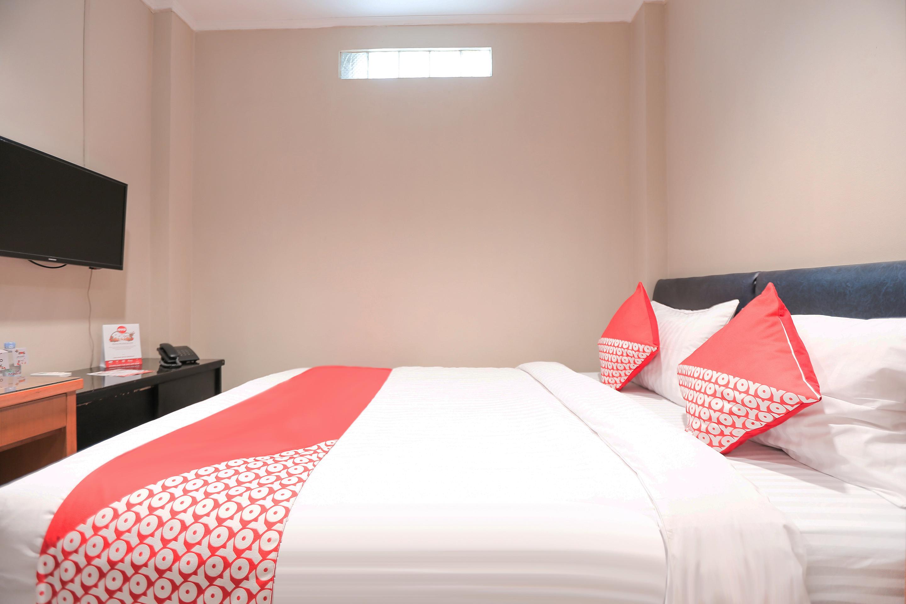 Oyo 117 Blueberry Homestay Jakarta Exterior photo