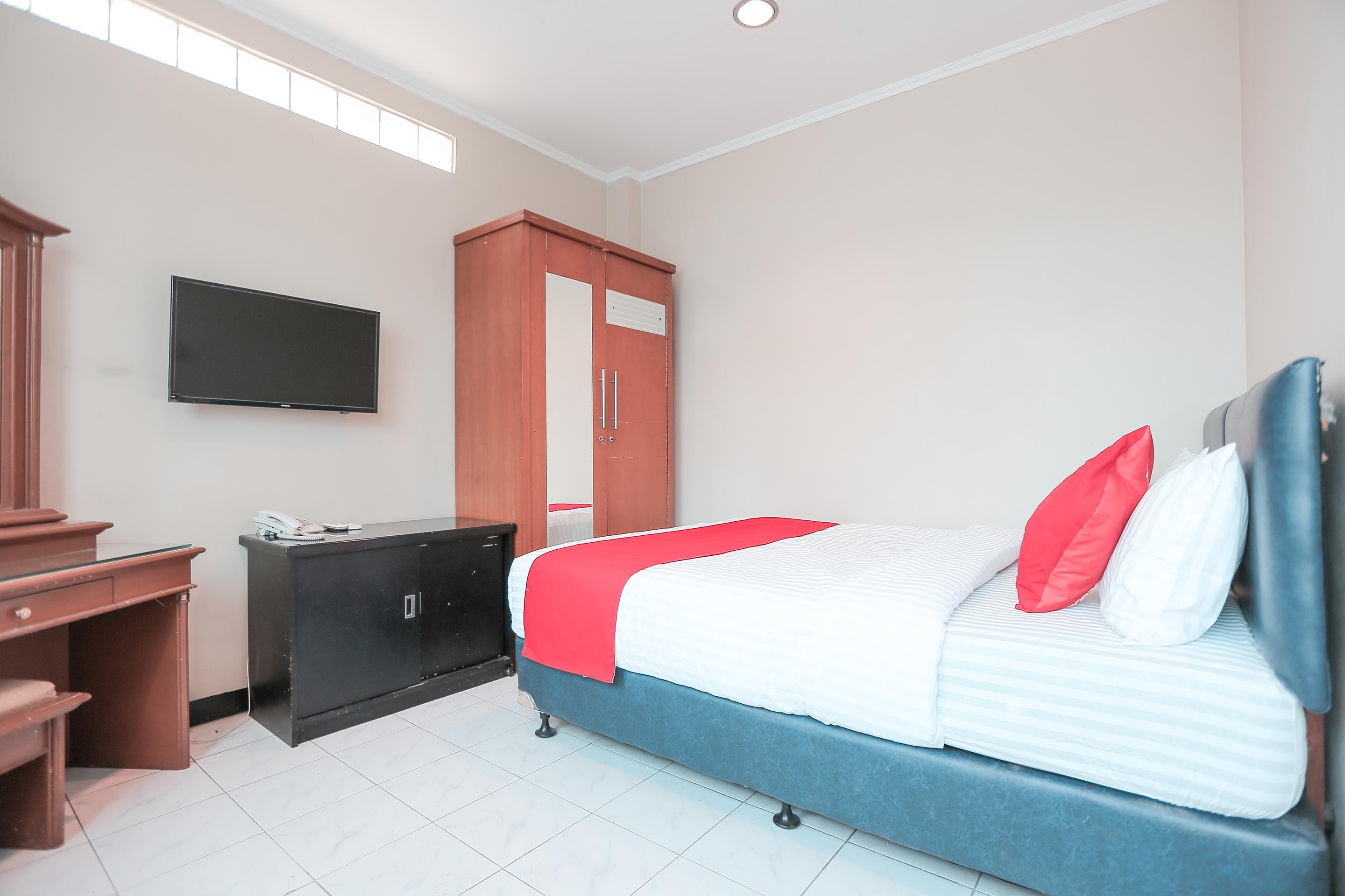 Oyo 117 Blueberry Homestay Jakarta Exterior photo